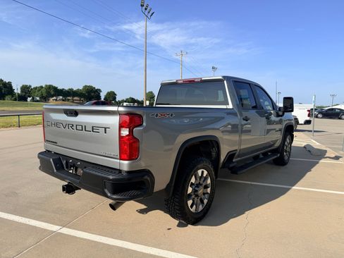 Used 2024 Chevrolet Silverado 2500 Custom w/ Custom Convenience Package AWD/4WD image 6