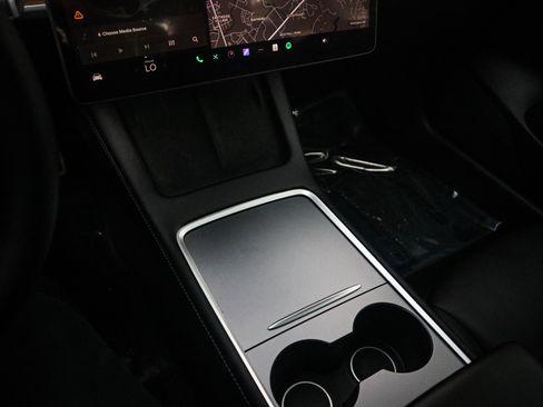 Used 2023 Tesla Model 3 Performance image 28