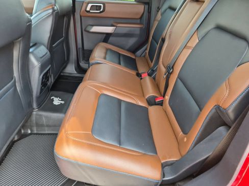 Used 2023 Ford Bronco Outer Banks AWD/4WD image 19