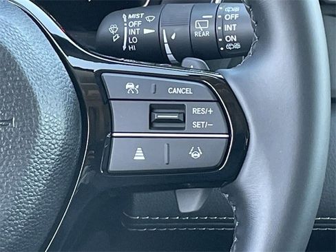 New 2025 Honda Pilot Touring image 15