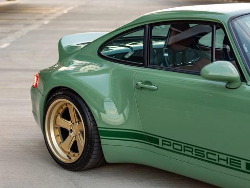Used 1995 Porsche 911 Coupe image 35