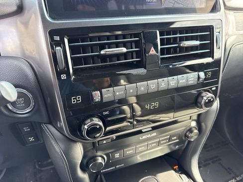 Certified 2023 Lexus GX 460 w/ Black Line Special Edition AWD/4WD image 19