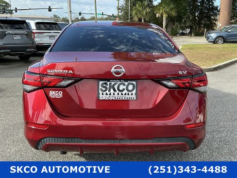 Used 2020 Nissan Sentra SV image 4