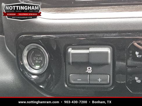 Used 2025 Chevrolet Silverado 2500 LT w/ Convenience Package AWD/4WD image 17