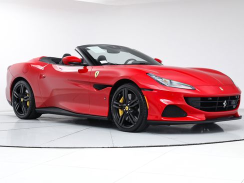 Certified 2023 Ferrari Portofino M image 12