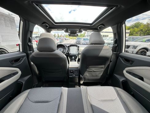 Used 2025 Subaru Forester Premium w/ Convenience Package #1 AWD/4WD image 11