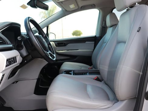 Used 2024 Honda Odyssey EX-L image 10