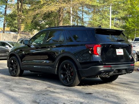 Used 2024 Ford Explorer ST w/ Equipment Group 401A image 5