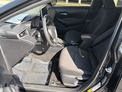 Used 2021 Toyota Corolla LE FWD image 10
