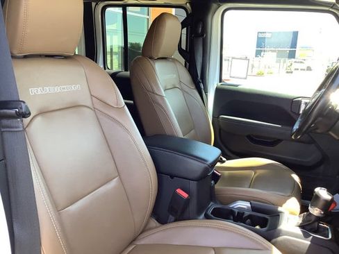 Used 2021 Jeep Wrangler Unlimited Rubicon AWD/4WD image 40