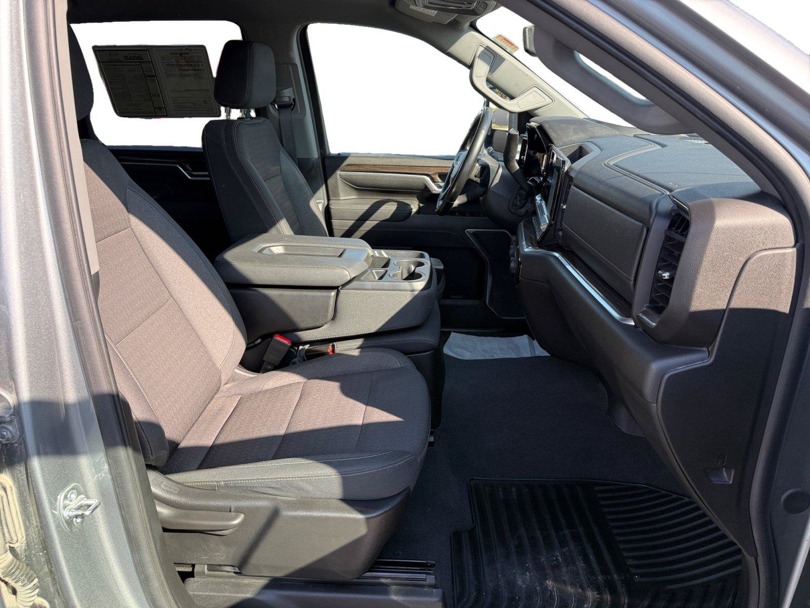 Used 2025 Chevrolet Silverado 2500 LT w/ Convenience Package AWD/4WD image 26