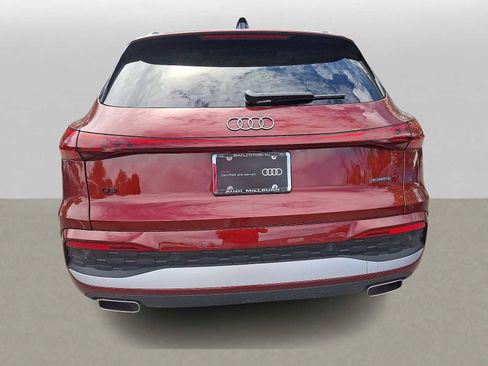 Used 2025 Audi Q5 Premium w/ Premium Plus AWD/4WD image 23