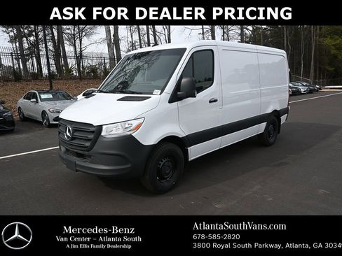 Used 2025 Mercedes-Benz Sprinter 2500 image 1