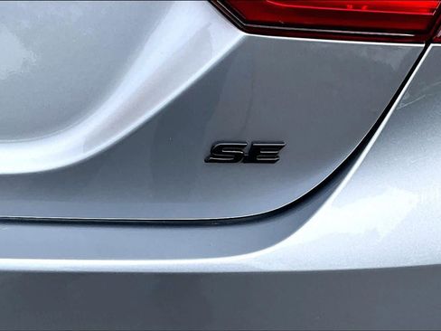 Certified 2023 Toyota Camry SE FWD image 10