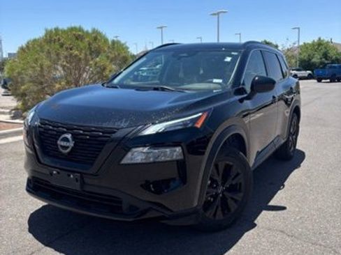 Certified 2023 Nissan Rogue SV w/ SV Premium B Package FWD image 4