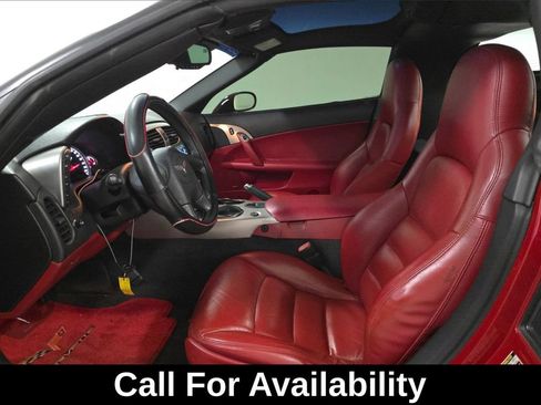 Used 2005 Chevrolet Corvette Coupe w/ Preferred Equipment Group RWD image 8