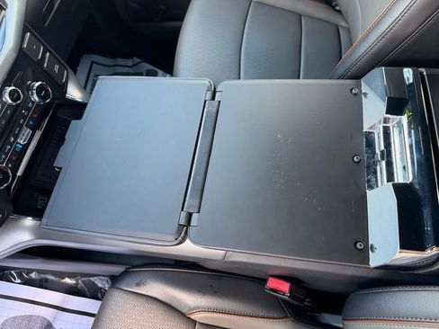 Used 2025 Ford F150 Lariat w/ FX4 Off-Road Package image 26