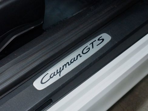 Used 2015 Porsche Cayman GTS image 24