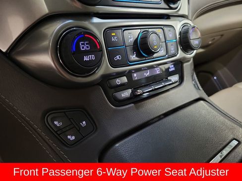 Used 2019 Chevrolet Tahoe Premier AWD/4WD image 16