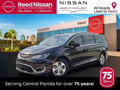 Used 2017 Chrysler Pacifica Touring-L Plus w/ Advanced Safetytec Group