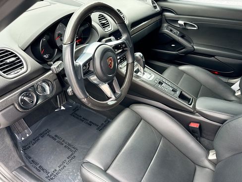 Used 2024 Porsche 718 Boxster S RWD image 23