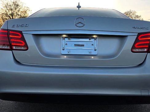 Used 2014 Mercedes-Benz E 350 4MATIC Sedan image 14