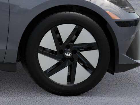 New 2025 Hyundai Ioniq 6 SE image 8