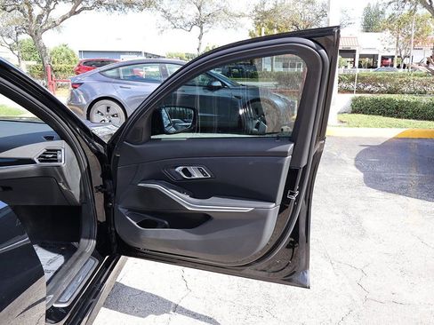 Used 2023 BMW 330i Sedan w/ Driving Assistance Package image 21