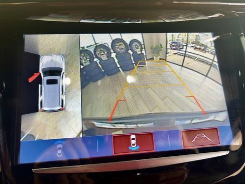 Used 2018 Cadillac Escalade 2WD image 11