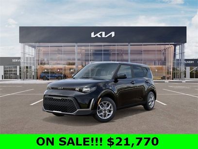 New 2025 Kia Soul LX