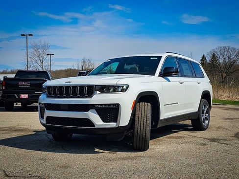 New 2026 Jeep Grand Cherokee L Limited AWD/4WD image 7