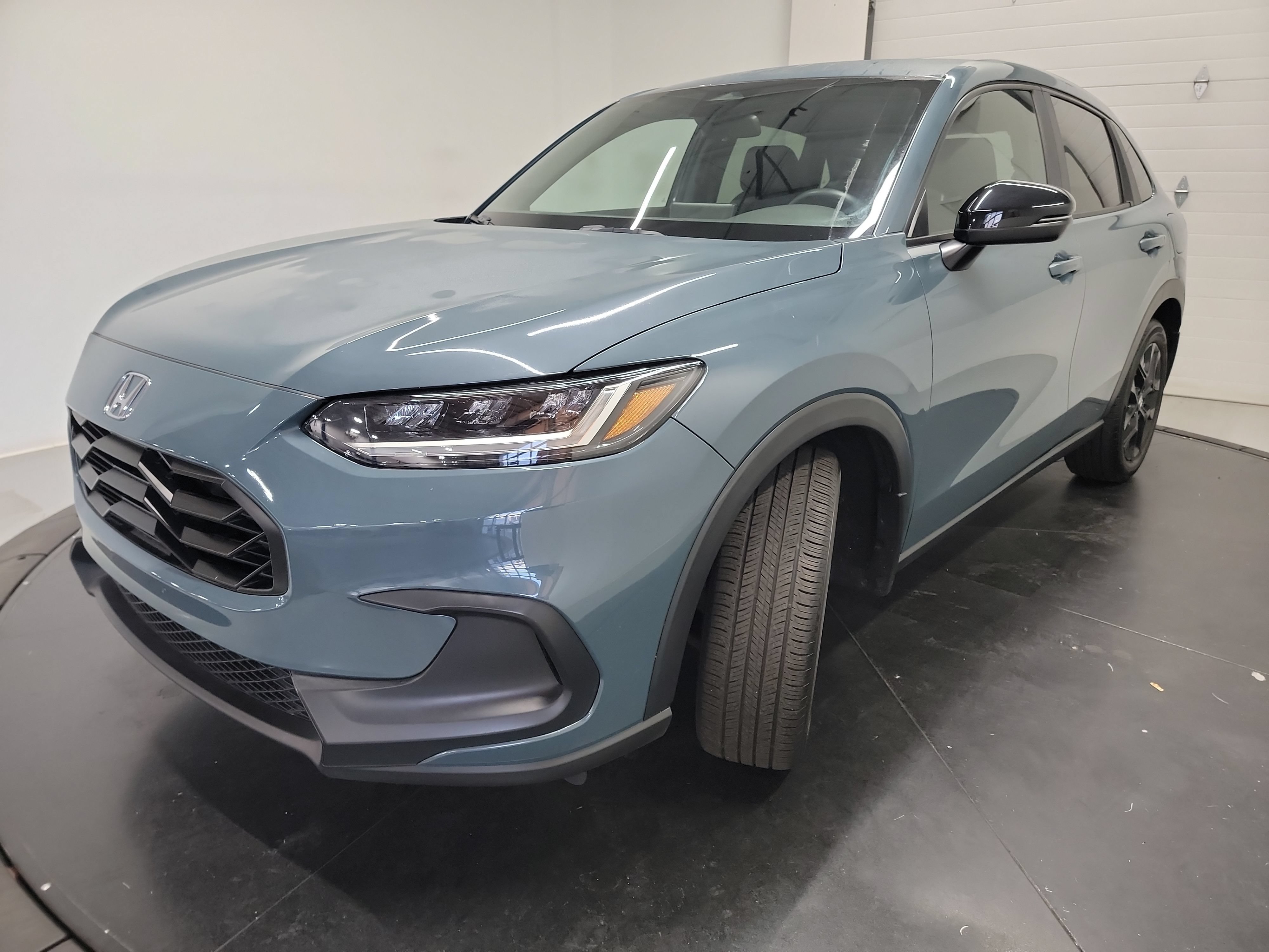 Certified 2024 Honda HR-V Sport image 3