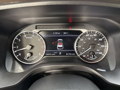 Used 2023 Nissan Rogue S AWD/4WD image 16