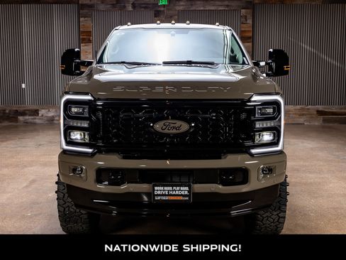 Used 2026 Ford F350 Platinum w/ Platinum Plus Package image 4