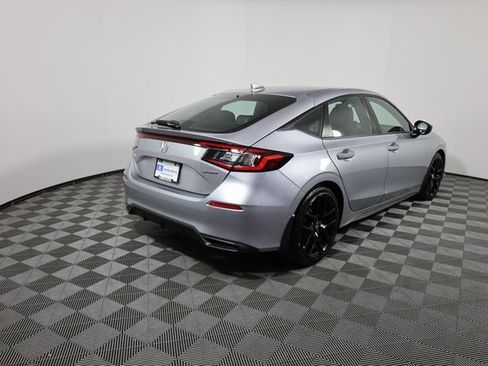 Used 2023 Honda Civic Sport image 5