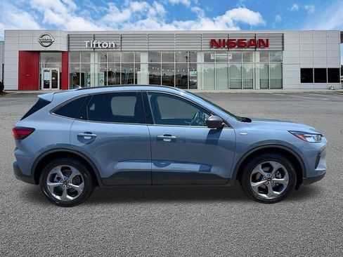 Used 2025 Ford Escape ST-Line FWD image 8