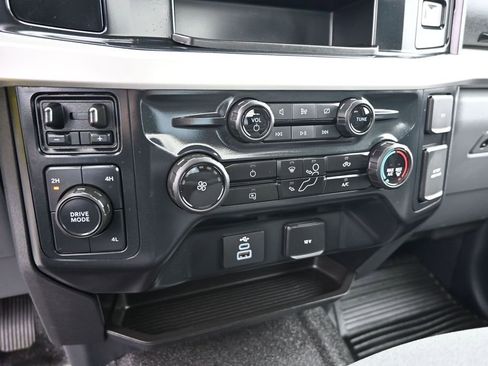 Used 2024 Ford F550 4x4 Regular Cab Super Duty image 14