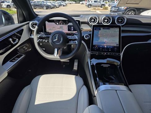 New 2026 Mercedes-Benz GLC 300 4MATIC image 4