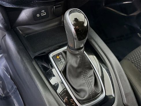 Certified 2021 Nissan Rogue Sport S image 10