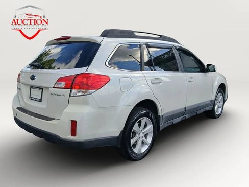Used 2014 Subaru Outback 2.5i Premium w/ Popular Package #3 AWD/4WD image 5