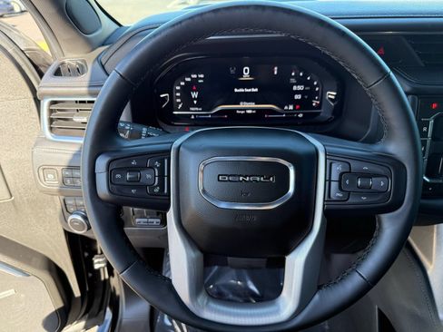 Used 2023 GMC Yukon Denali w/ Max Trailering Package AWD/4WD image 16