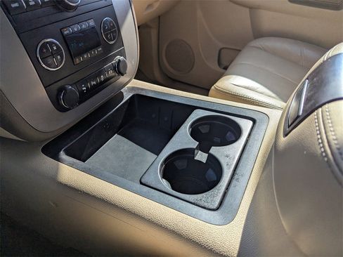 Used 2013 GMC Sierra 2500 SLT w/ SLT Convenience Package image 24