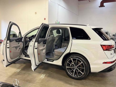 Used 2021 Audi Q7 3.0T Premium Plus w/ Premium Plus Package image 58