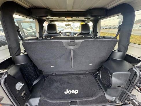 Used 2014 Jeep Wrangler Rubicon w/ Dual Top Group image 15