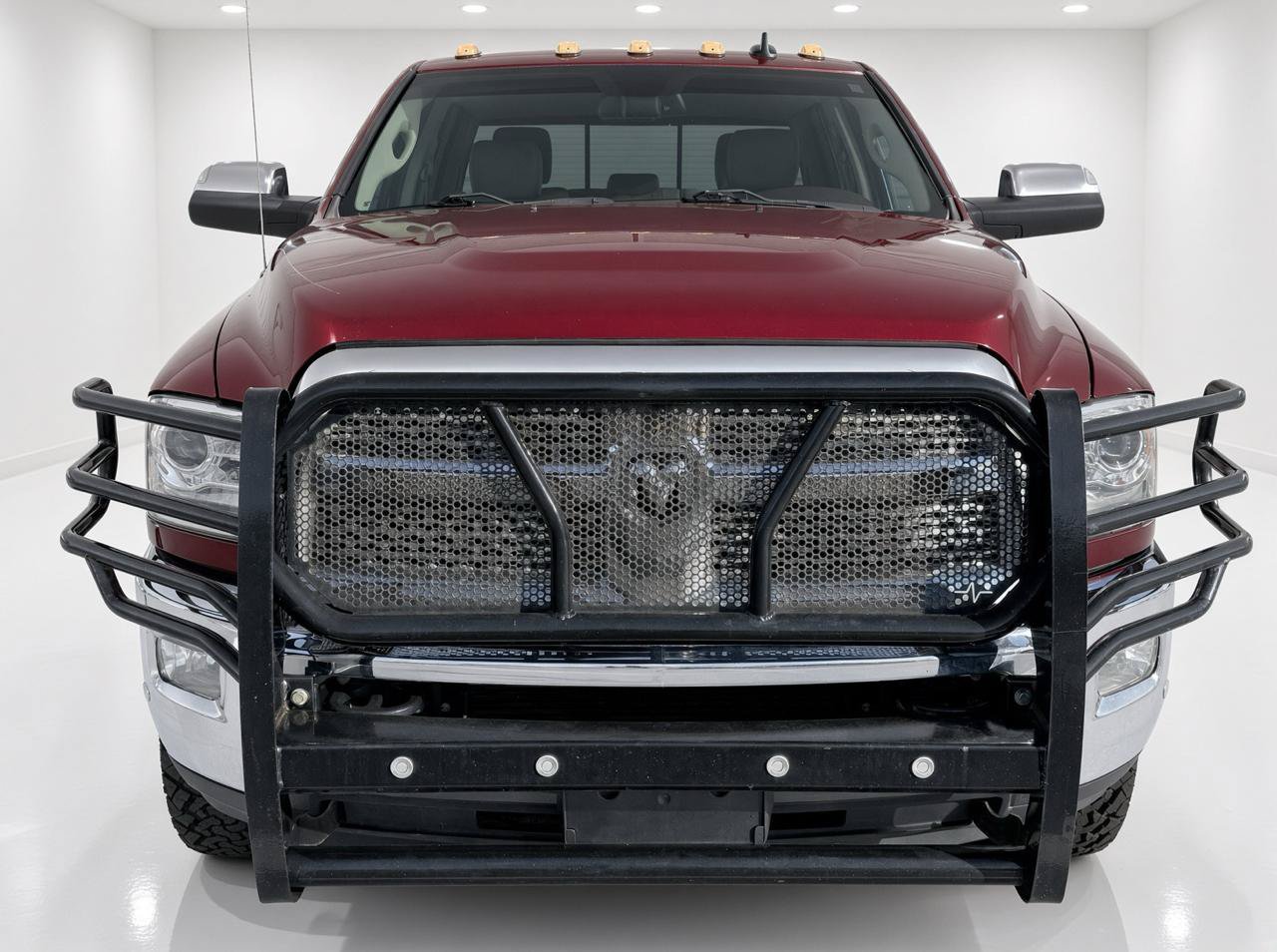 Used 2018 RAM 3500 Laramie AWD/4WD image 8