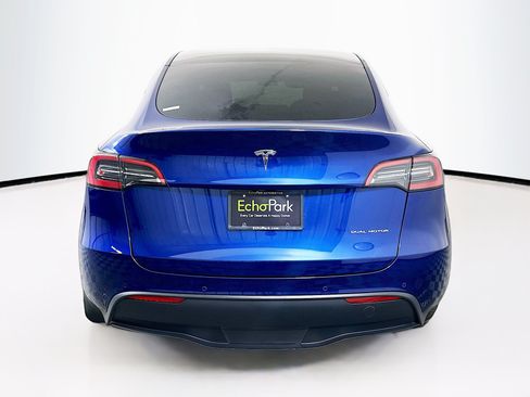 Used 2022 Tesla Model Y Long Range AWD/4WD image 7