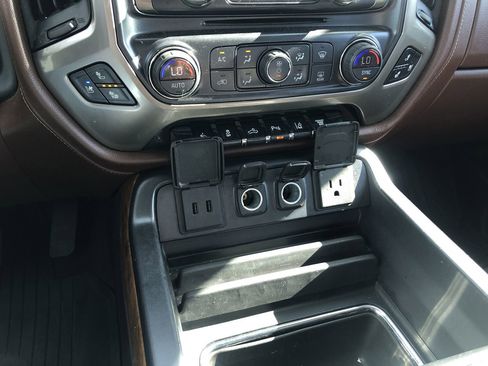 Used 2019 Chevrolet Silverado 3500 High Country w/ Duramax Plus Package image 22