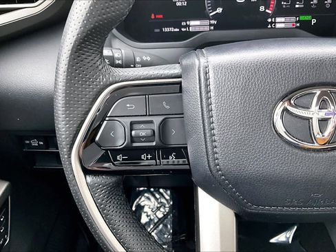 Used 2024 Toyota Tundra Limited image 23
