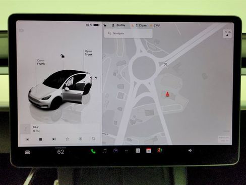 Used 2022 Tesla Model Y Performance AWD/4WD image 18