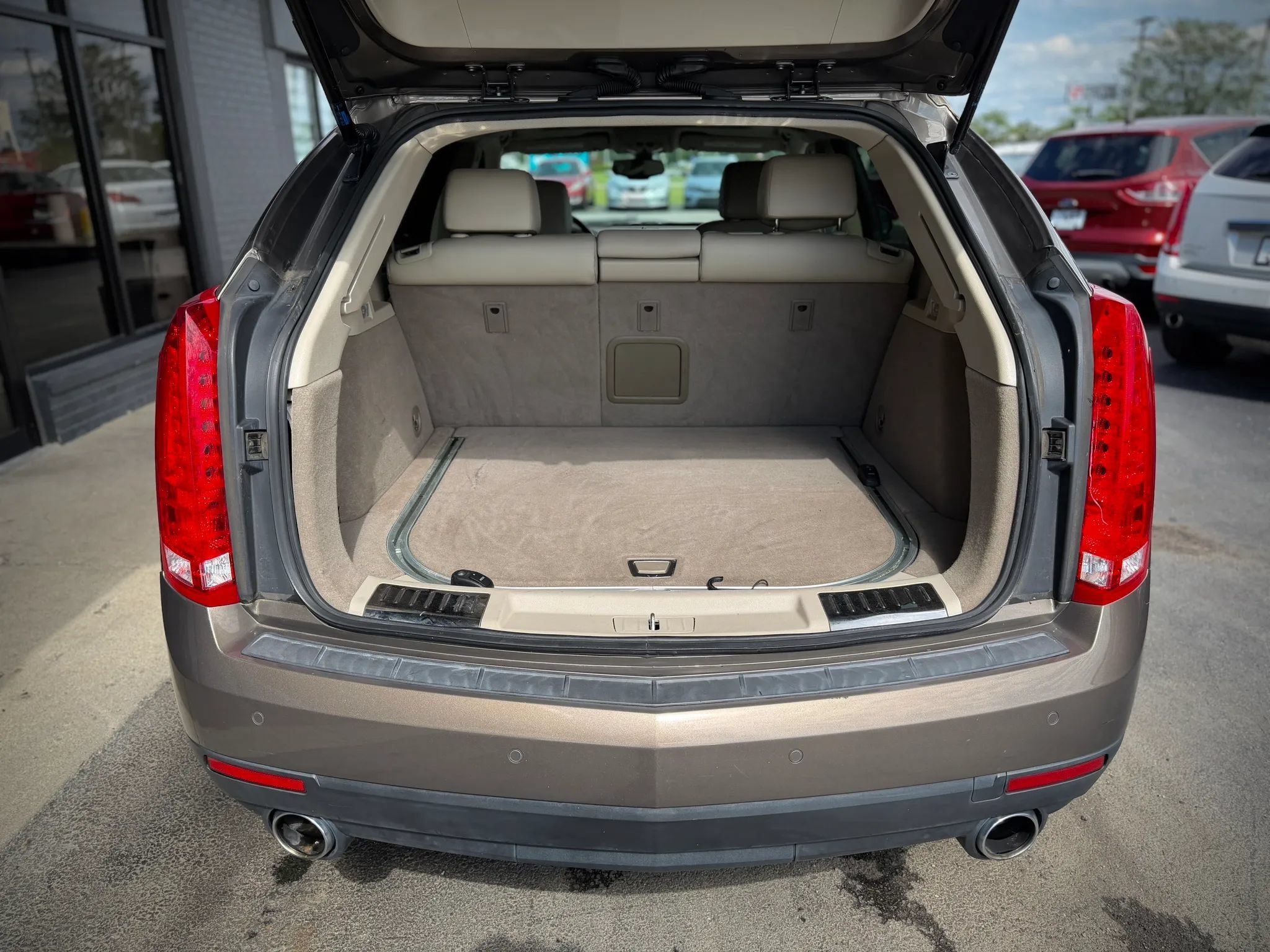 Used 2014 Cadillac SRX Luxury FWD image 17